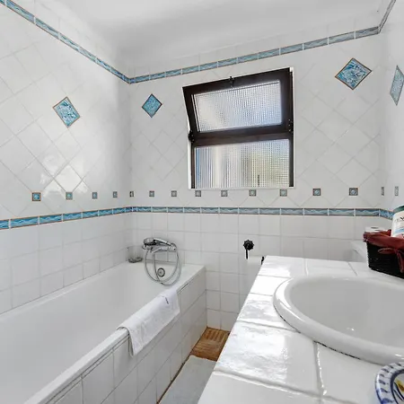 Quinta Achadas - Jasmine * Lagos