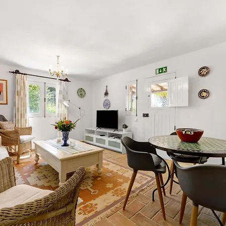 Quinta Achadas - Jasmine Apartment Lagos